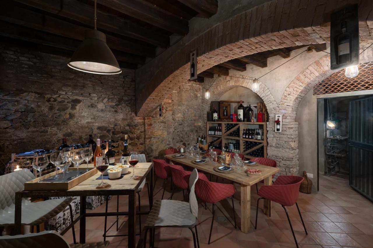 Massimago Wine Couette-café 4*